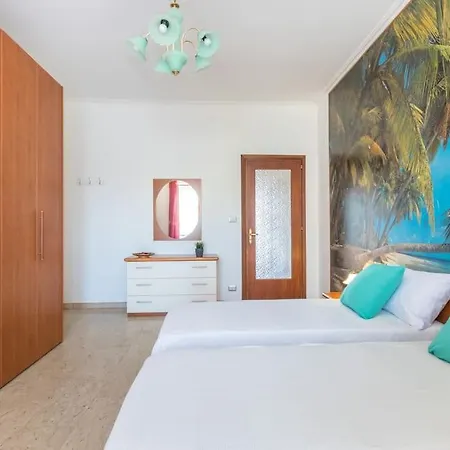 Mercadante Family Apartment Turin
